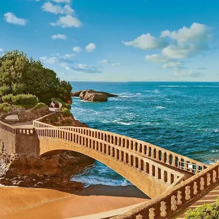 Апартаменты Gascogne, Confortable- Centre-ville- 5 Min De La - Wifi *